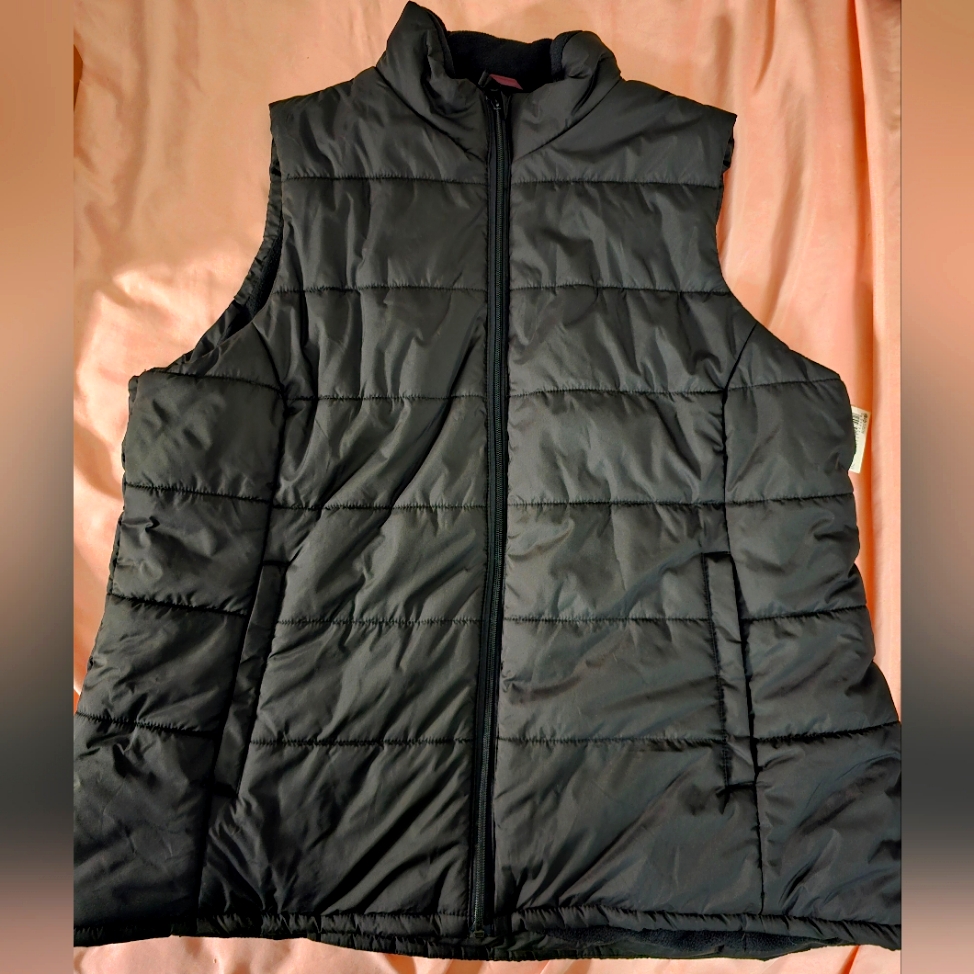 Amazon Essentials Men's Midweight Puffer Vest